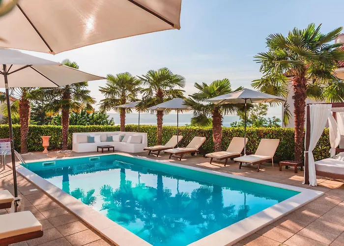 Apartament Chiara, Ground Floor By The Pool Ičići