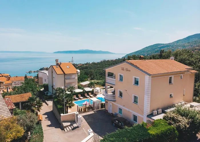 Chiara, Ground Floor By The Pool Apartament *