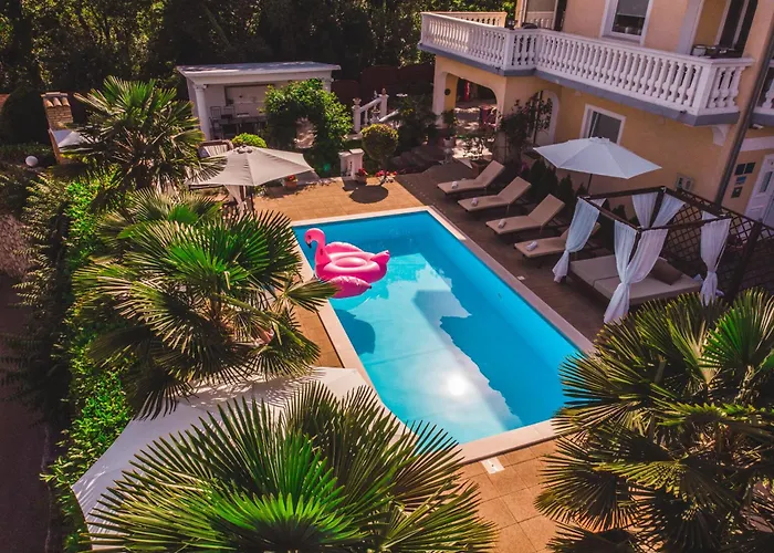 Apartament Chiara, Ground Floor By The Pool Ičići