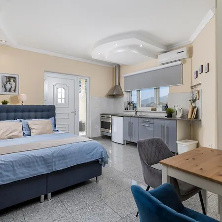 Chiara, Ground Floor By The Pool * Icici